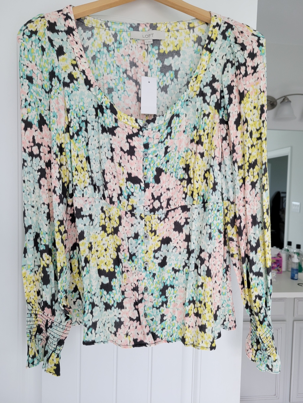 NWT - LOFT Pastel Floral Button-Front V-Neck Blouse - Pink, Yellow, Mint, Black